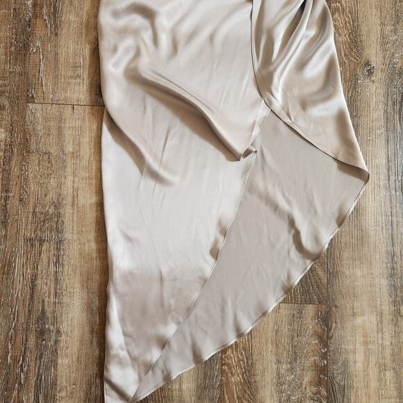 Michelle Mason Silk One Shoulder Dress Size 10 Gray NWT Midi Draped - Picture 6 of 13